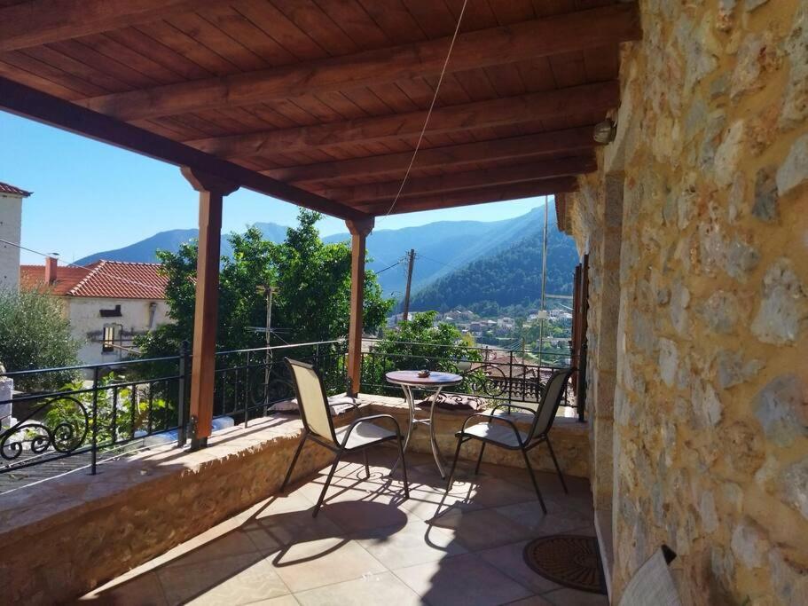 Villa Tsolakis Luxury House Leonídion Exterior foto